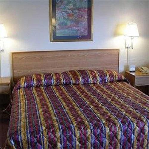 Red Carpet Inn Старк Номер фото